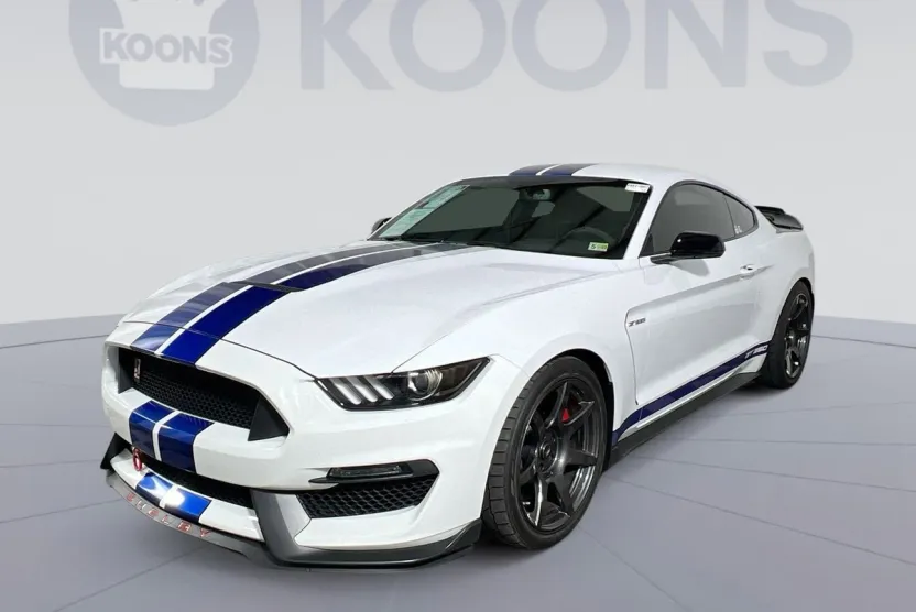 2017 Ford Mustang Shelby GT350 photo 1