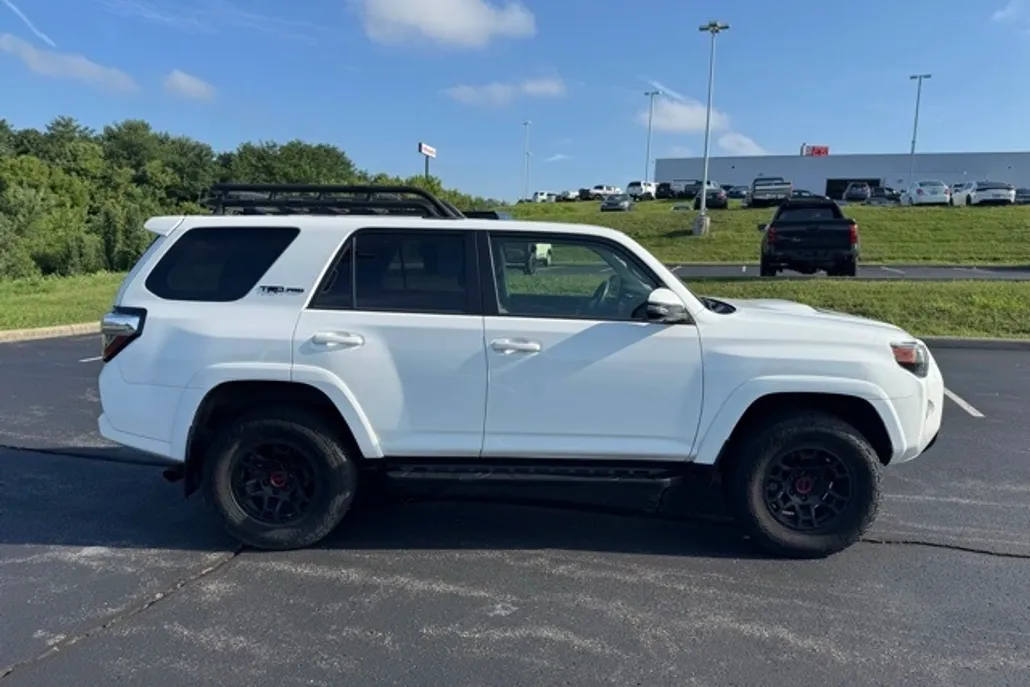 2023 Toyota 4Runner TRD Pro photo 1