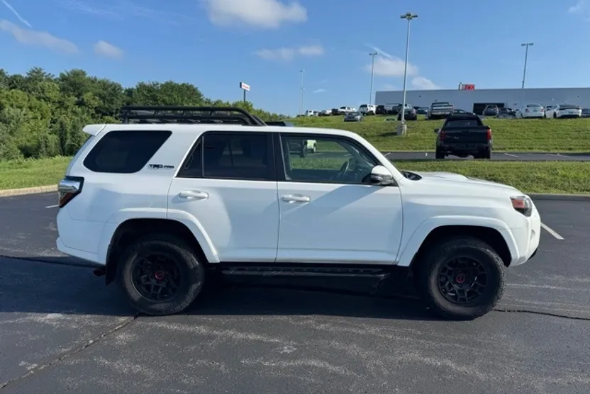 2023 Toyota 4Runner TRD Pro photo 1