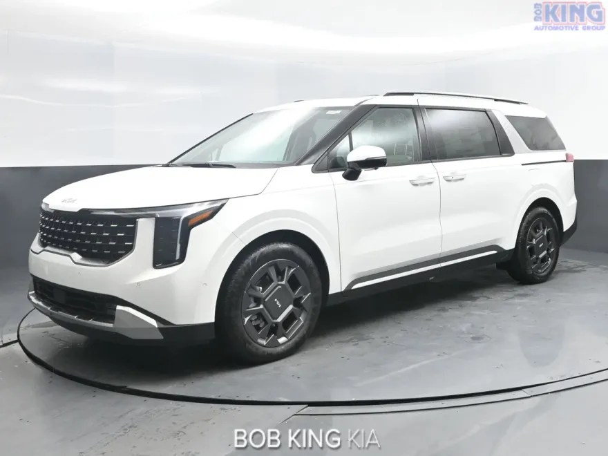2026 Kia Carnival SX photo 1