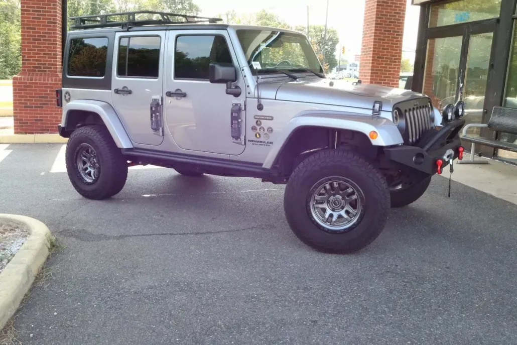 2017 Jeep Wrangler Unlimited Freedom photo 1