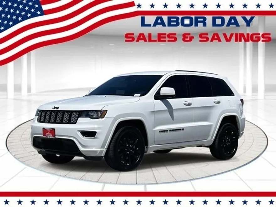 2022 Jeep Cherokee Laredo photo 1