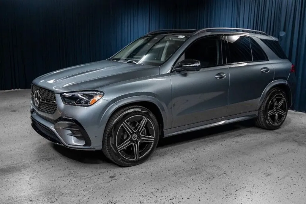 2025 Mercedes Benz GLE 350 4MATIC photo 1