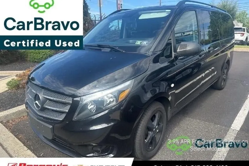 2018 Mercedes Benz Metris Passenger photo 1