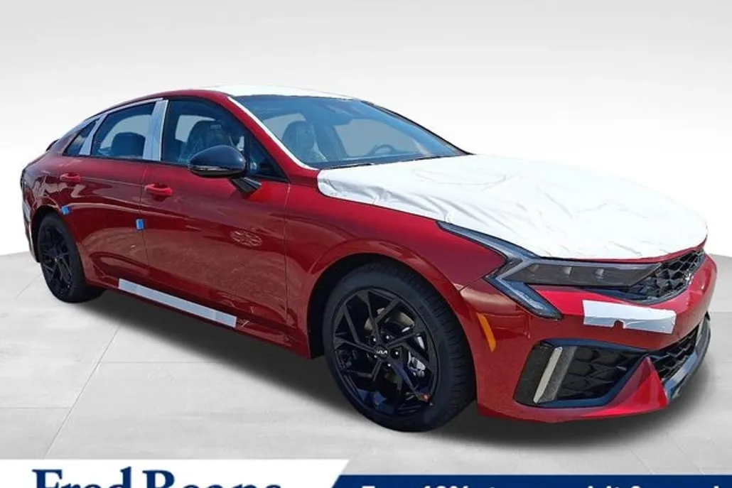 2026 Kia K5 GT-Line photo 1