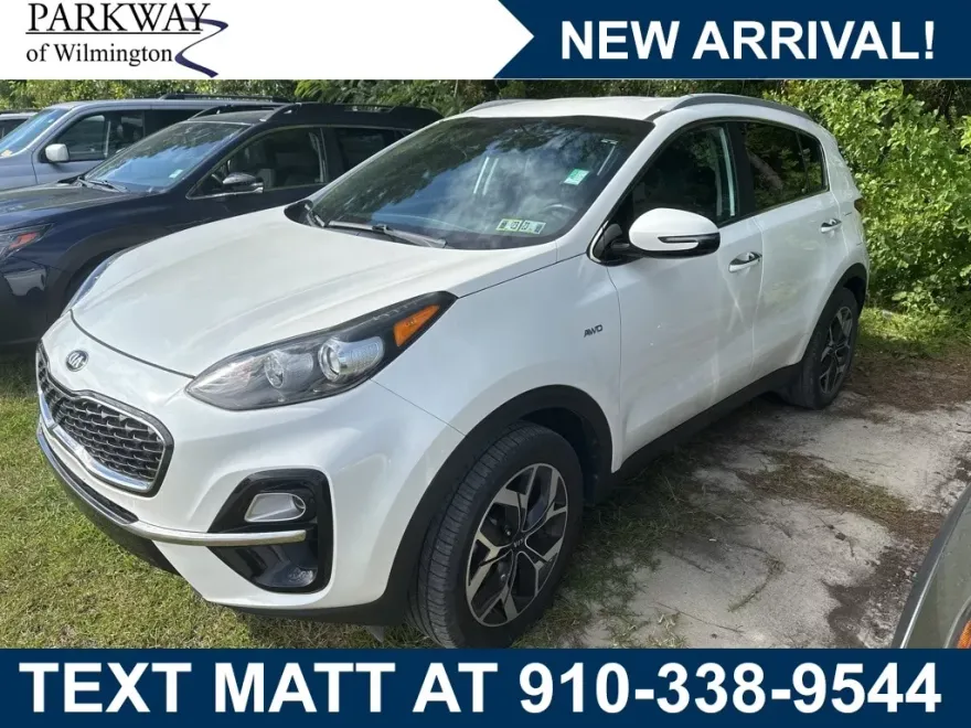 2020 Kia Sportage EX photo 1