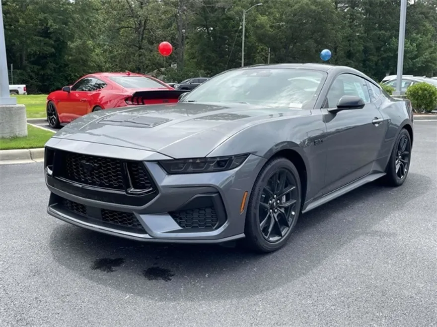 2025 Ford Mustang GT Premium photo 1