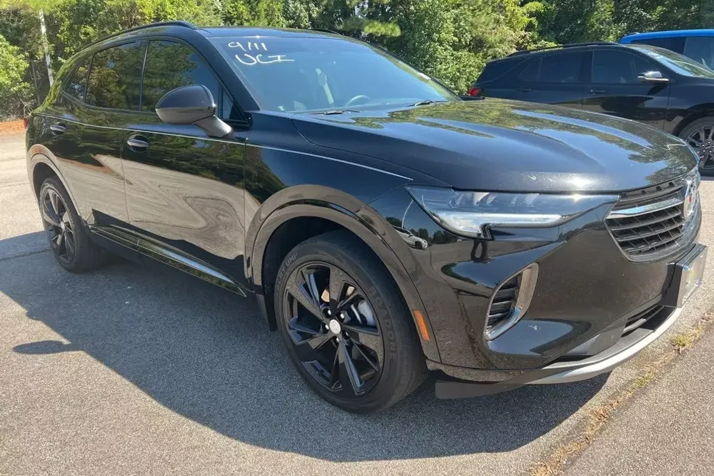 2021 Buick Envision Essence photo 1