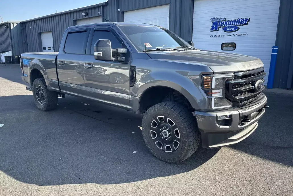 2022 Ford F-250 Lariat photo 1