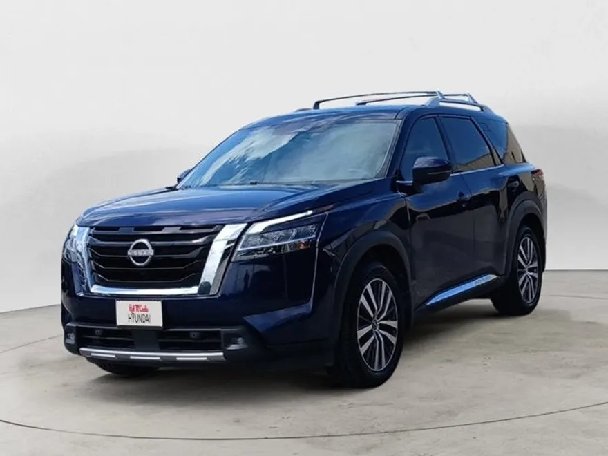 2022 Nissan Pathfinder Platinum photo 1