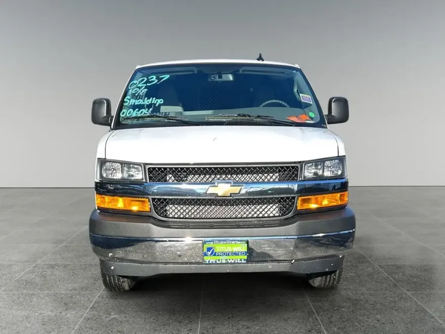 2024 Chevrolet Express 2500 Work Van Cargo photo 1