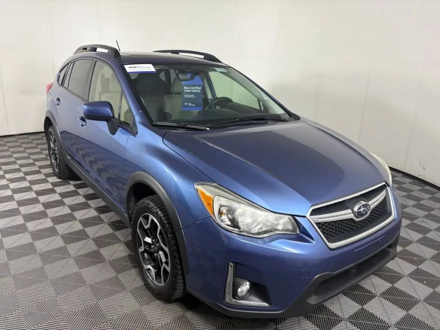 2017 Subaru Crosstrek 2.0i Premium photo 1