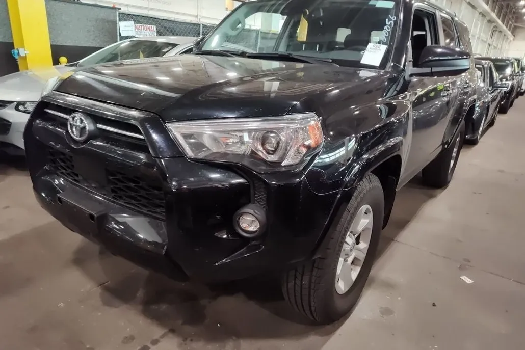 2024 Toyota 4Runner SR5 photo 1