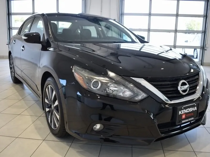 2017 Nissan Altima 2.5 SL photo 1