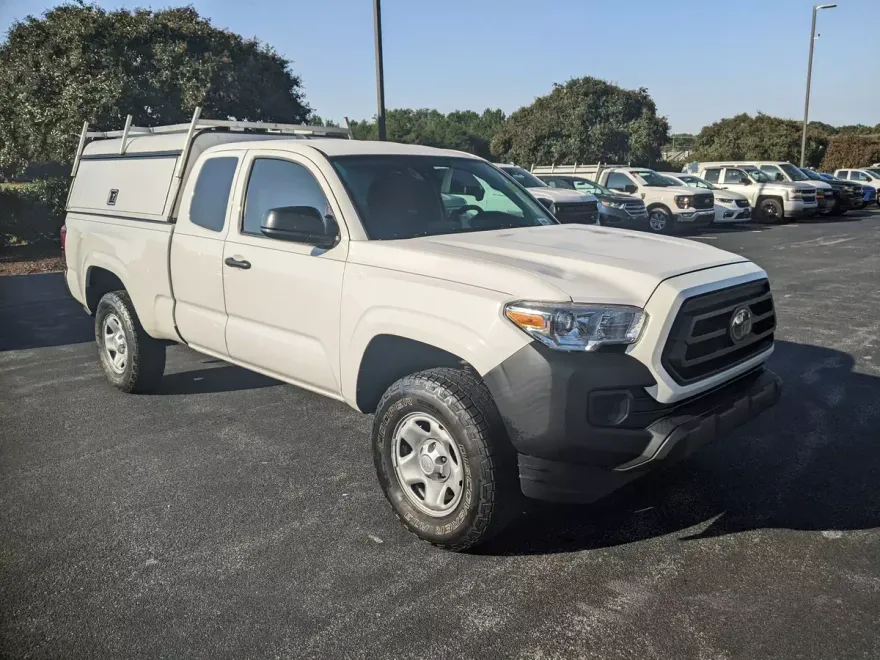 2022 Toyota Tacoma SR photo 1