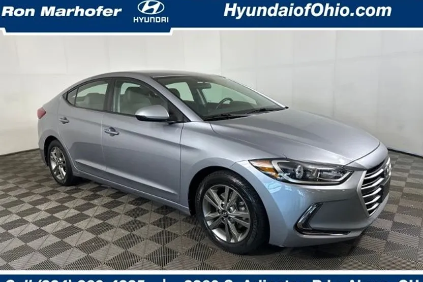 2017 Hyundai Elantra SE photo 1