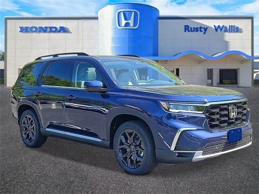 2025 Honda Pilot Touring photo 1