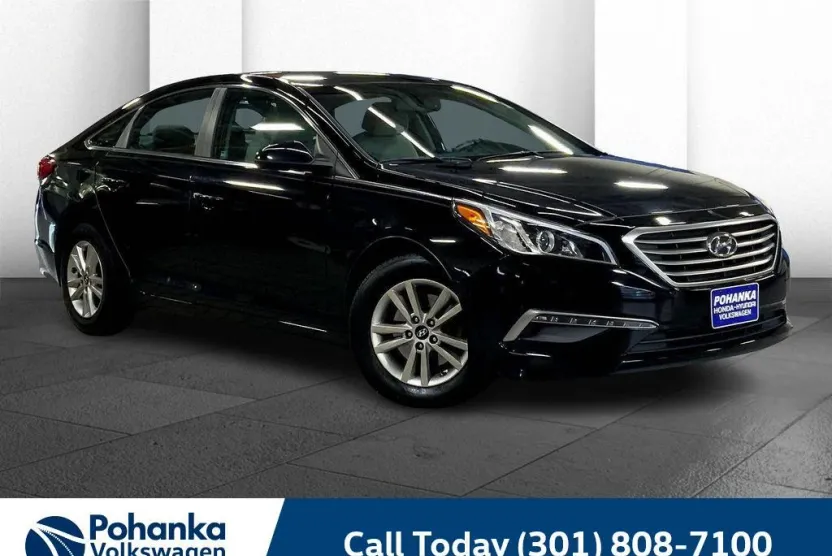 2015 Hyundai Sonata SE photo 1