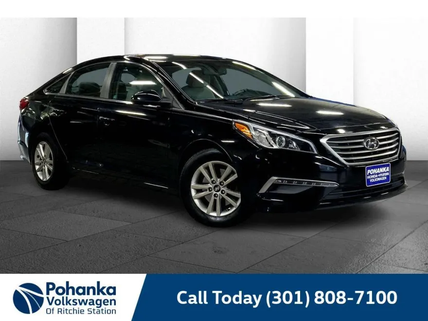 2015 Hyundai Sonata SE photo 1