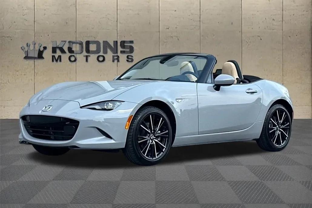 2025 Mazda MX-5 Miata Miata Grand Touring photo 1