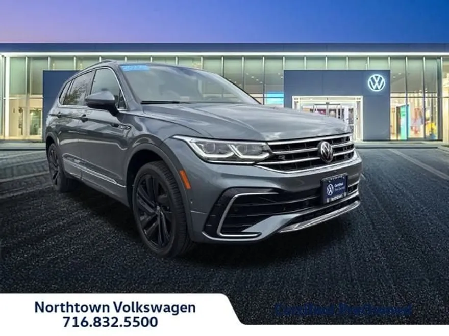 2022 Volkswagen Tiguan SEL R-Line photo 1