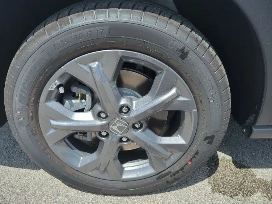 2026 Honda HR-V LX photo 1