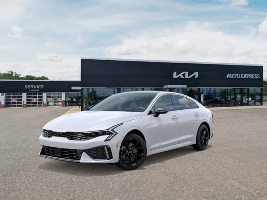2026 Kia K5 GT-Line photo 1
