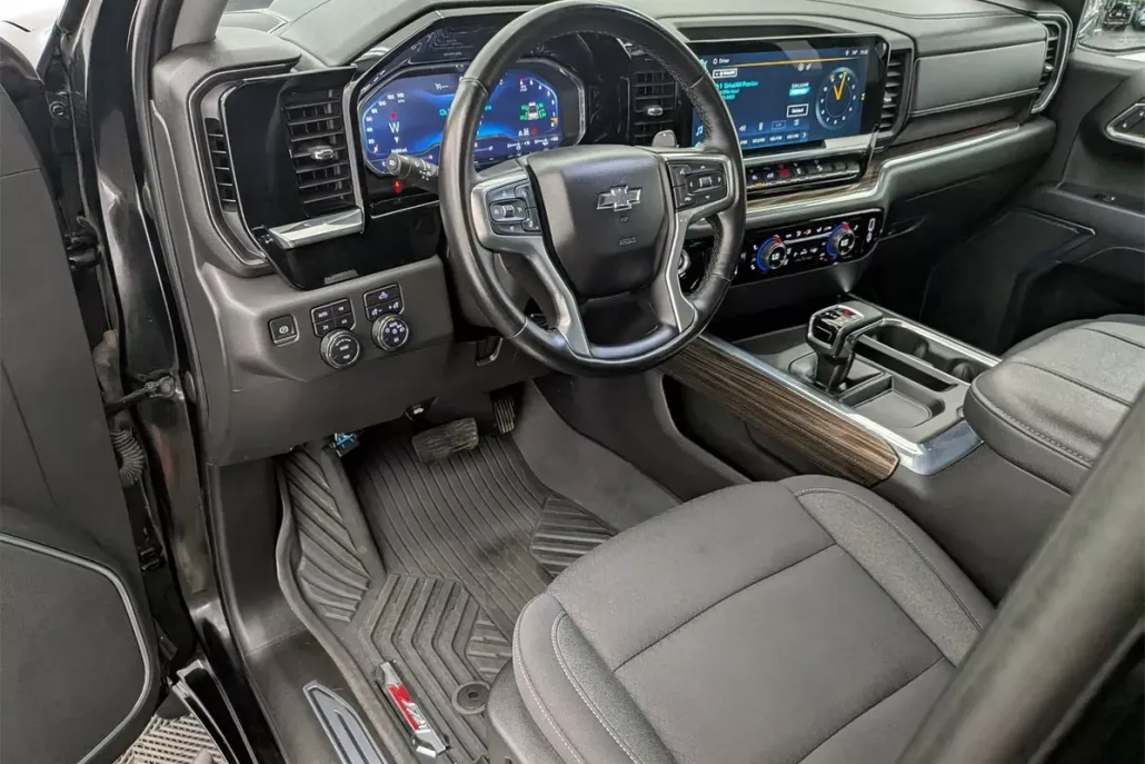 2023 Chevrolet Silverado 1500 LT Trail Boss photo 1