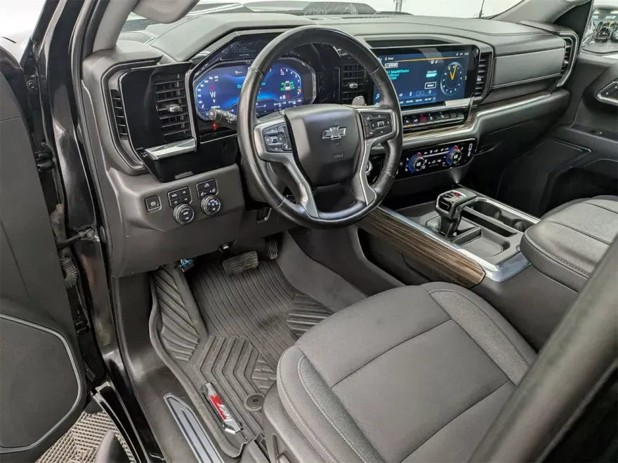 2023 Chevrolet Silverado 1500 LT Trail Boss photo 1