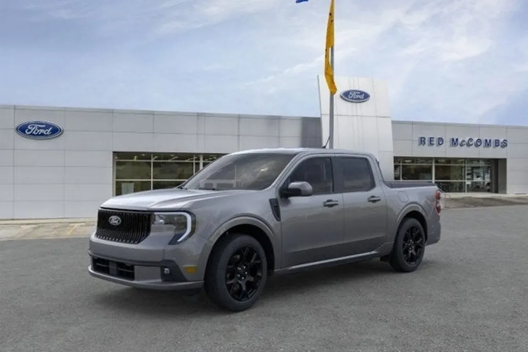 2025 Ford Maverick photo 1