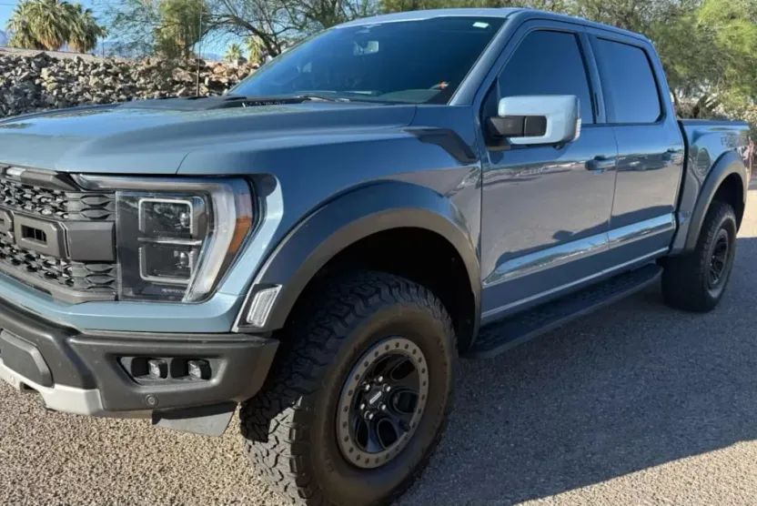 2023 Ford F-150 Raptor photo 1