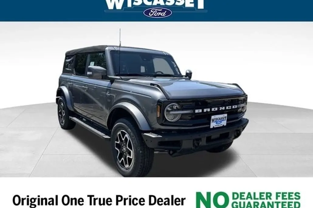 2024 Ford Bronco Outer Banks photo 1