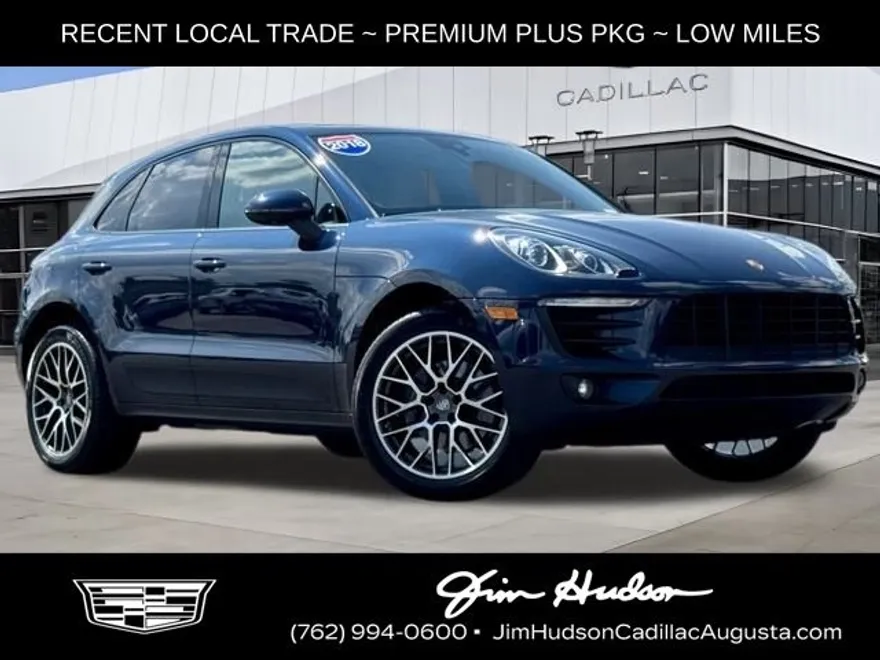 2018 Porsche Macan Base photo 1