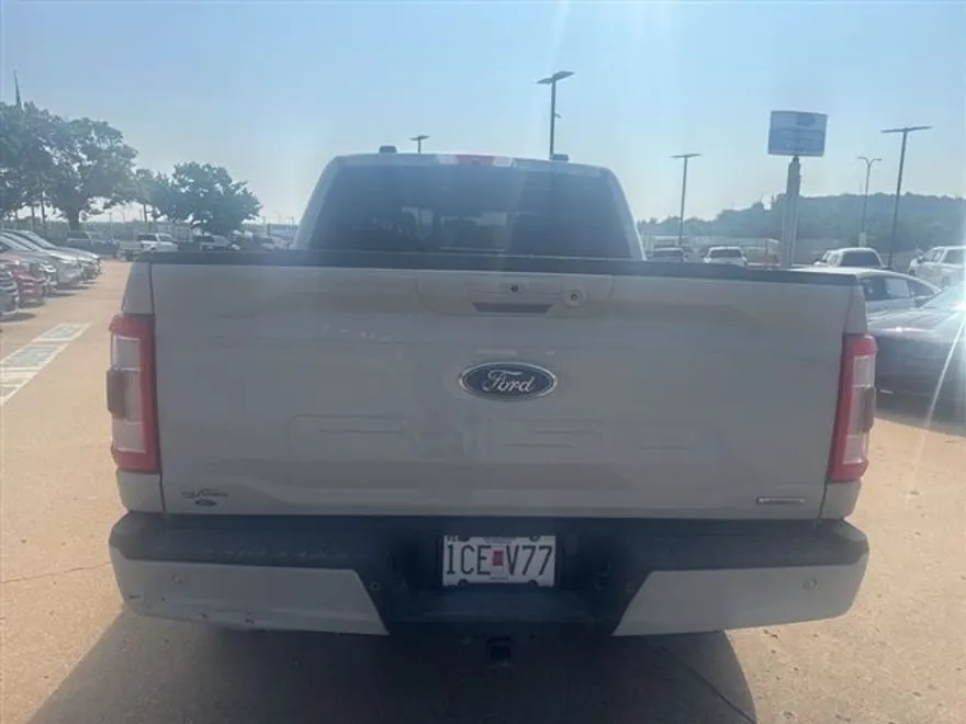 2023 Ford F-150 Lariat photo 1