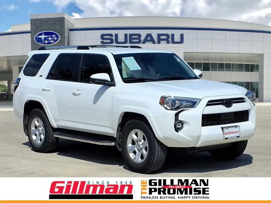 2021 Toyota 4Runner SR5 photo 1