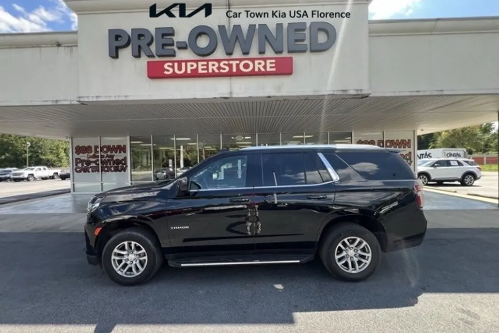 2021 Chevrolet Tahoe LT photo 1