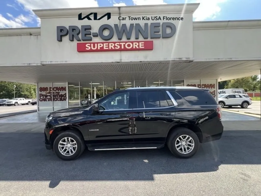 2021 Chevrolet Tahoe LT photo 1