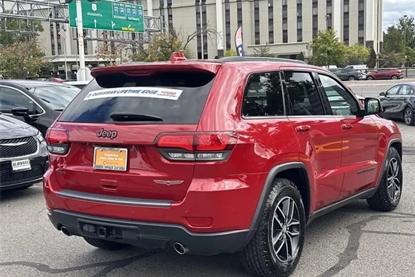 2018 Jeep Grand Cherokee Trailhawk photo 1