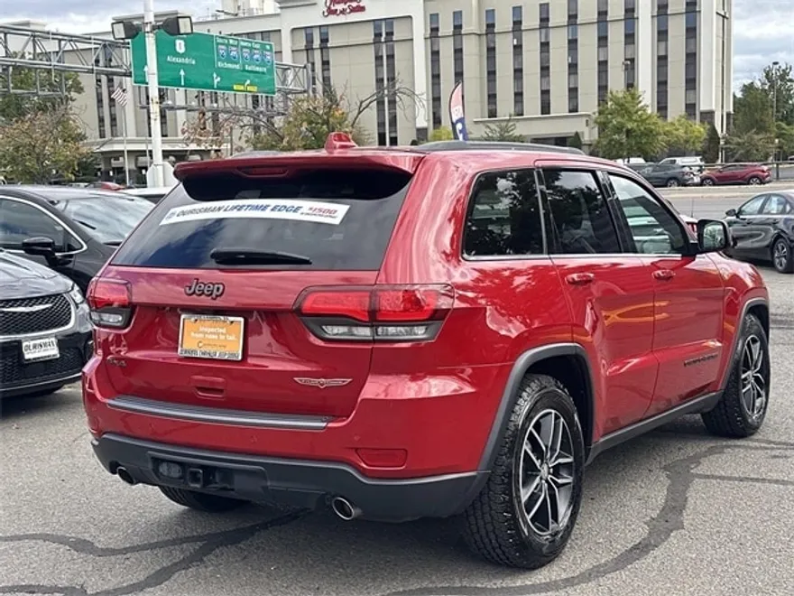 2018 Jeep Grand Cherokee Trailhawk photo 1