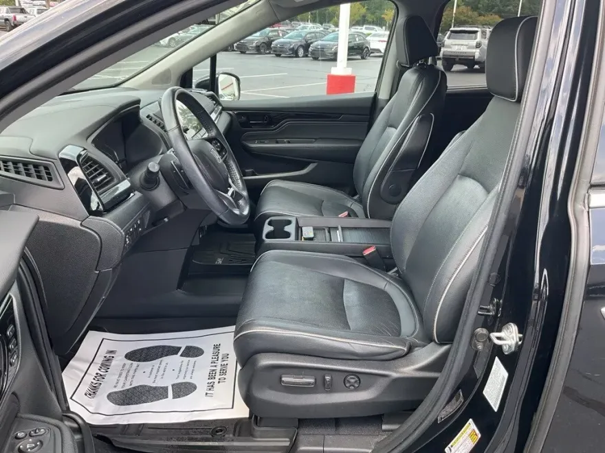 2022 Honda Odyssey Elite photo 1