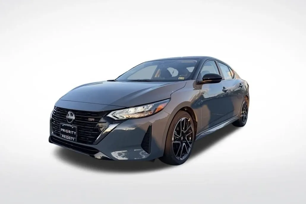 2025 Nissan Sentra SR photo 1