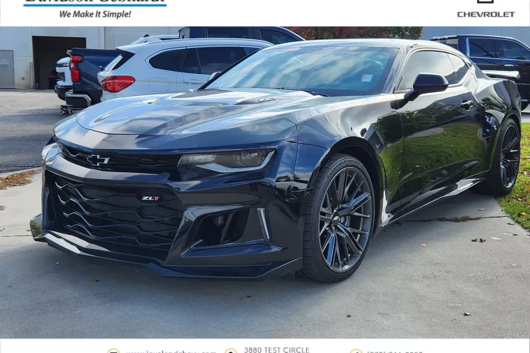 2017 Chevrolet Camaro ZL1 photo 1