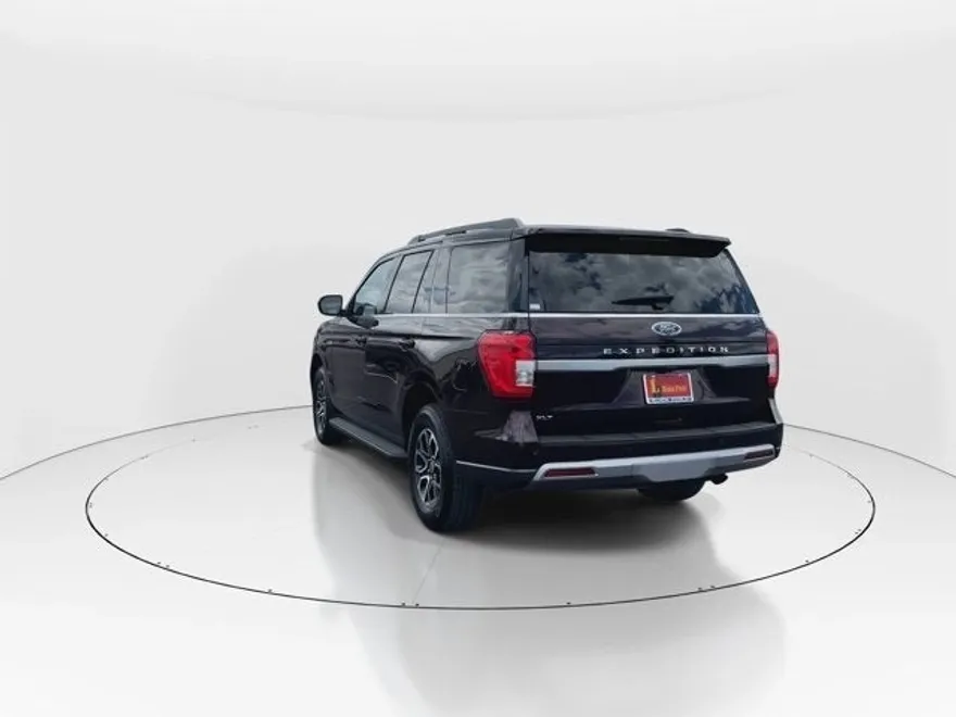 2024 Ford Expedition XLT photo 6