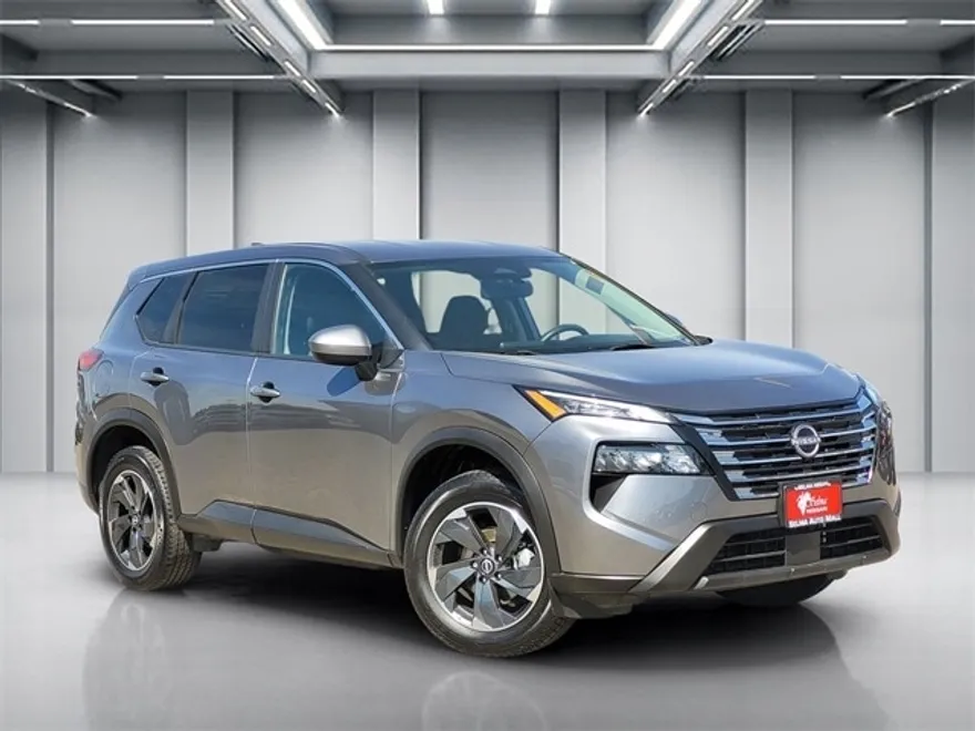 2024 Nissan Rogue SV photo 1