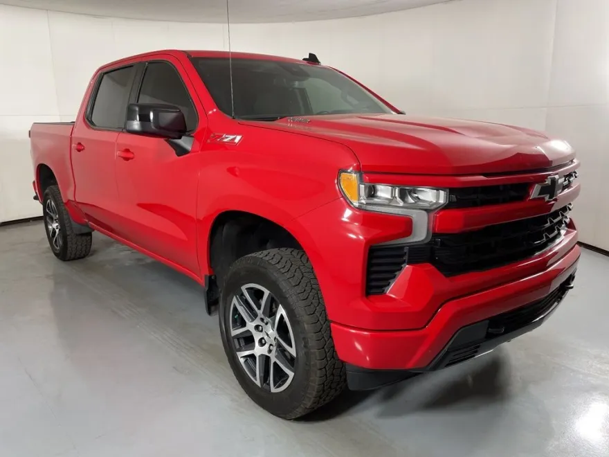 2022 Chevrolet Silverado 1500 RST photo 1