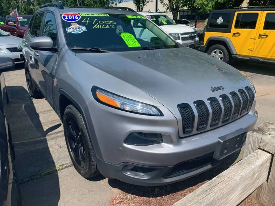 2016 Jeep Cherokee High Altitude photo 1