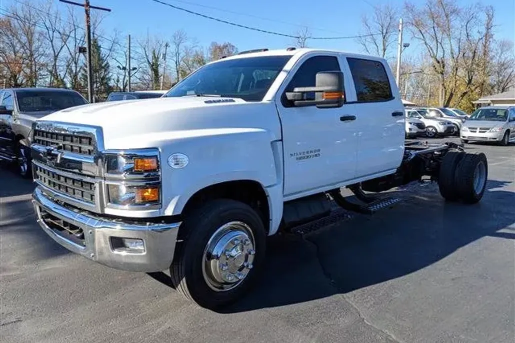 2022 Chevrolet Silverado Work Truck photo 1