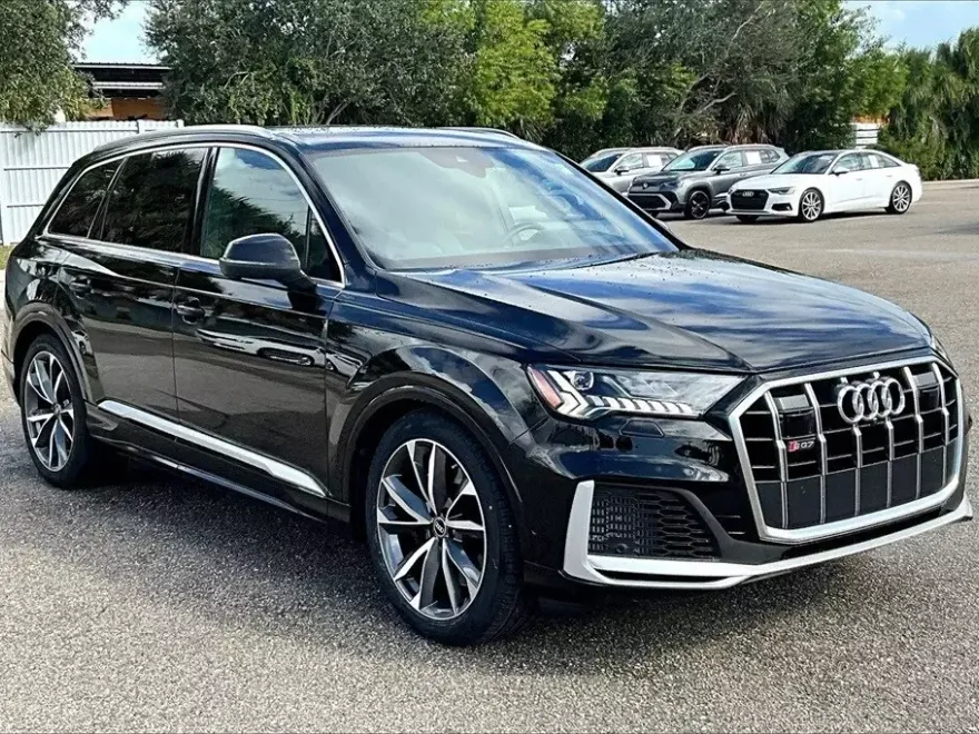 2022 Audi SQ7 Prestige photo 1