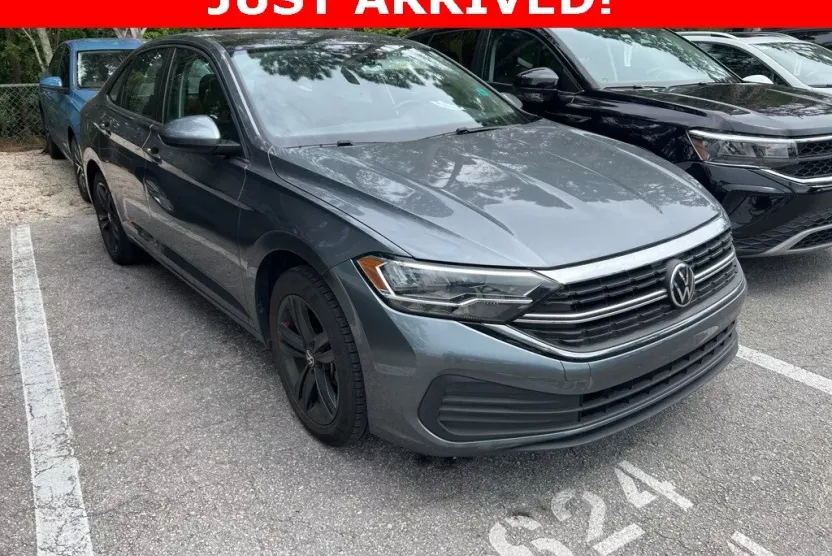 2022 Volkswagen Jetta 1.5T SE photo 1
