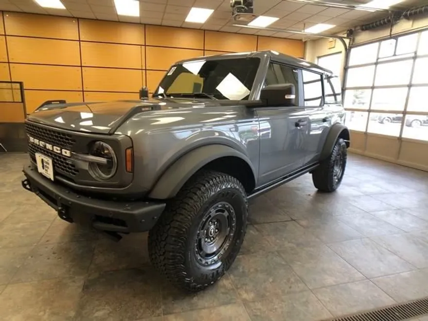 2025 Ford Bronco Badlands photo 1
